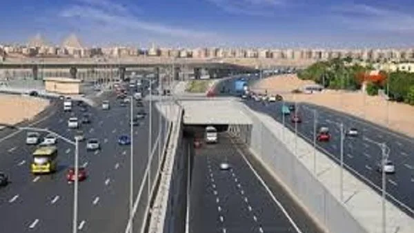 إغلاق كامل لطريق الواحات للمسافرين من 6 أكتوبر.. اكتشف التحويلات المرورية البديلة. إغلاق كامل لطريق الواحات للمسافرين من 6 أكتوبر.. اكتشف التحويلات المرورية البديلة.
