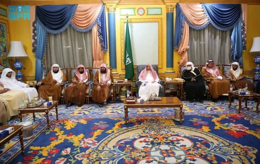 المفتي يتعرف على استراتيجية رئاسة الشؤون الدينية خلال موسم الحج المفتي يتعرف على استراتيجية رئاسة الشؤون الدينية خلال موسم الحج