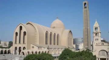 أجراس الكاتدرائية تت响 للاحتفاء برئاسة البابا في قداس تنصيب الأساقفة (فيديو)
