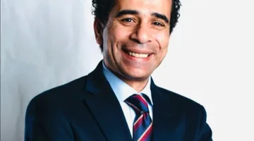 كيف يمكن لوزارة الثقافة تنويع مصادر تمويلها؟.. إجابات محمد عبدالدايم