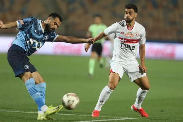 180 دقيقة حاسمة: جدول المباريات المتبقية للأهلي وبيراميدز في الدوري