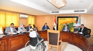محافظ الفيوم يأمر بتقديم دعم مالي ومشاريع تنموية للأسر المحتاجة للرعاية.