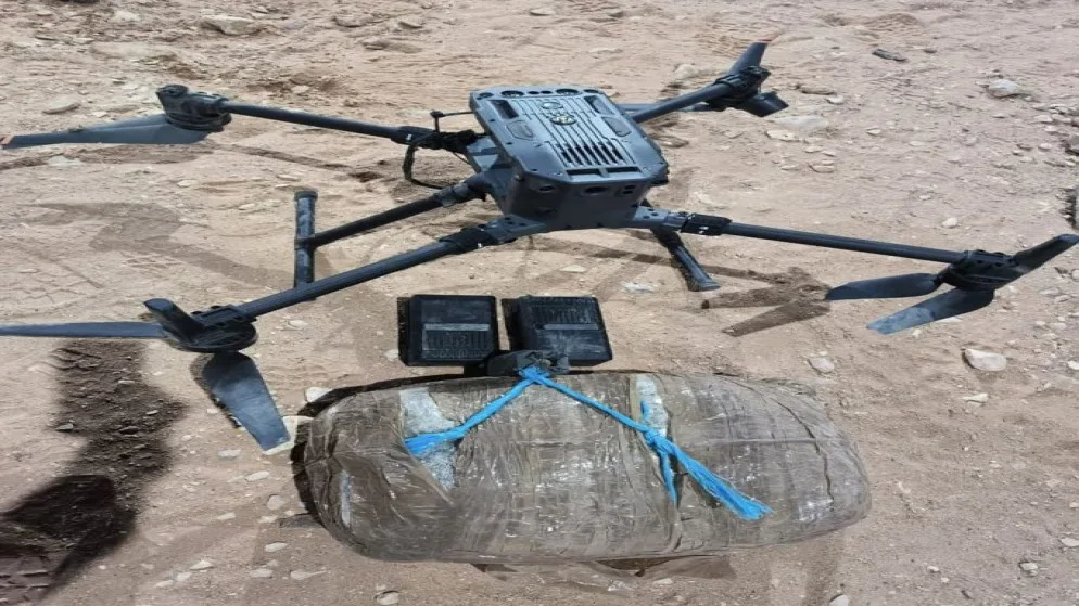 الجيش الأردني يIntercept يحاول تهريب مخدرات عبر طائرة مسيرة الجيش الأردني يIntercept يحاول تهريب مخدرات عبر طائرة مسيرة