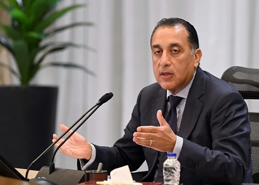 رئيس الوزراء يتابع أعمال اللجنة الخاصة بحوكمة الاستثمارات العامة بالدولة