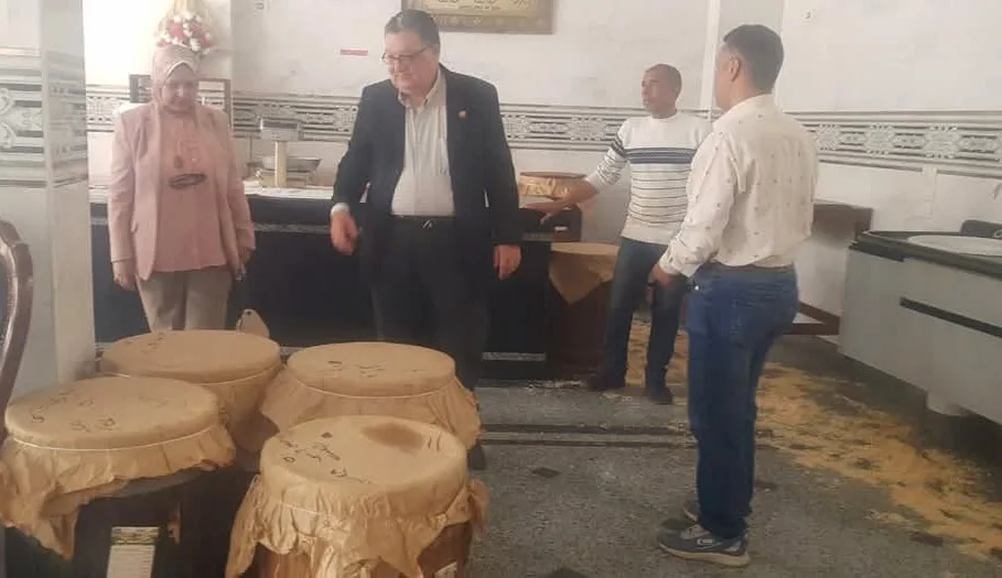 صحة الدقهلية: إغلاق 2100 مرفق غذائي غير مطابق وإتلاف 31 طنًا خلال ثلاثة أشهر صحة الدقهلية: إغلاق 2100 مرفق غذائي غير مطابق وإتلاف 31 طنًا خلال ثلاثة أشهر