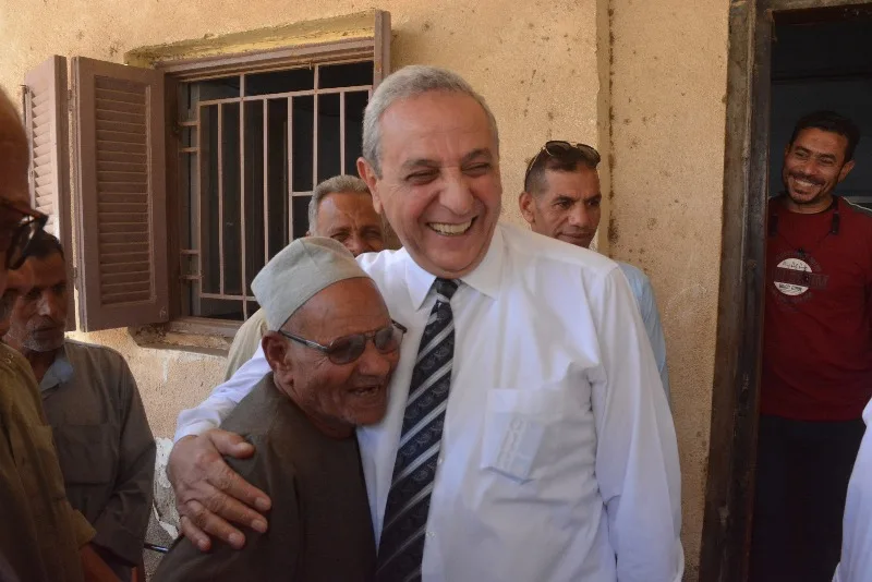 محافظ الغربية يؤكد على الاستجابة لاحتياجات أهالي قرية شبراقاص في مركز السنطة محافظ الغربية يؤكد على الاستجابة لاحتياجات أهالي قرية شبراقاص في مركز السنطة