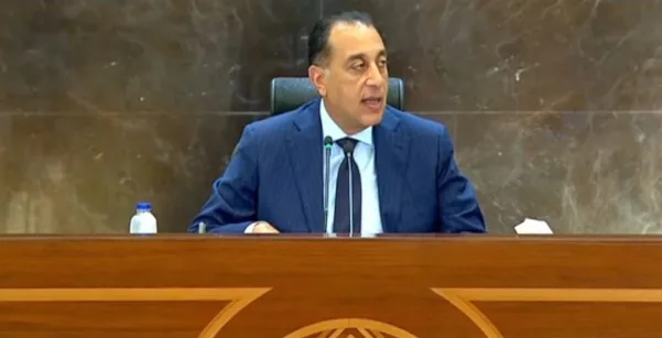 رئيس الوزراء: مصر تستورد 50% من احتياجاتها من اللحوم ونتأكد من كون الذبح والتجهيز يتم وفقاً للشريعة الإسلامية. رئيس الوزراء: مصر تستورد 50% من احتياجاتها من اللحوم ونتأكد من كون الذبح والتجهيز يتم وفقاً للشريعة الإسلامية.