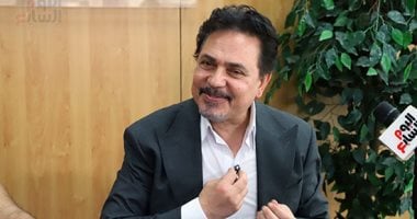 تجديد تكليف الفنان محمد رياض رئيسًا للمهرجان القومي للمسرح