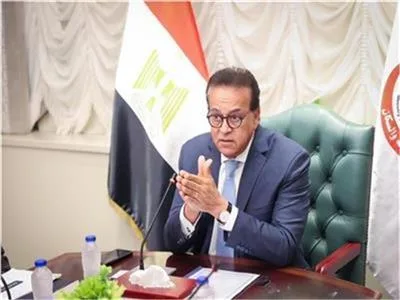 وزير الصحة: 20 مشروعا تُنفذ في 11 محافظة بنحو 11.7 مليار جنيه و2649 سريرا
