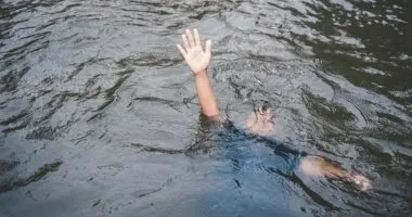 انتشال جثة شاب غرق فى مياه نهر النيل ببنى سويف
