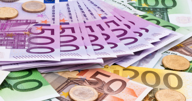سعر اليورو يغلق على ثبات اليوم الأحد 4 مايو 2025 بالبنوك المصرية