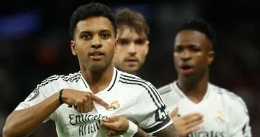 صراع ثلاثي إنجليزي علي رودريجو لاعب ريال مدريد