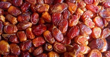 أسعار البلح السيوي اليوم الاثنين 5- 5-2025 بأسواق مطروح