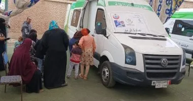 "صحة المنيا" تواصل تنفيذ قافلة طبية مجانية بقرى المحافظة
