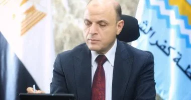 حملات لمحافظ كفر الشيخ ورئيس جهاز حماية المستهلك على سلاسل تجارية ومخابز
