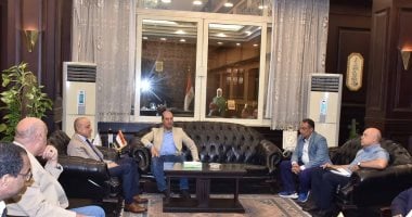 وفد الجهاز المركزى للتعمير فى الأقصر لمتابعة مشروعات حياة كريمة.. صور