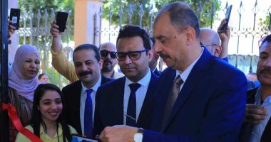 محافظ سوهاج يفتتح مستشفى المراغة المركزى بعد تطويرها.. صور