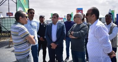 مسئولو "الإسكان" يتفقدون كومبوند مزارين والشواطئ والمدينة التراثية بالعلمين الجديدة