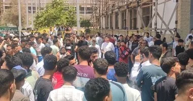 طلاب جامعة الزقازيق يطالبون بمحاسبة المسؤولين عن وفاة زميلتهم روان ناصر