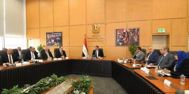 وزير الإسكان يصدر حزمة من التكليفات والتوجيهات لرؤساء أجهزة المدن الجديدة