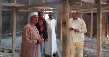 وكيل "أوقاف الإسماعيلية" يتفقد عددا من المساجد ويحيل المقصرين للتحقيق