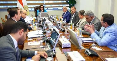 وزيرة التنمية المحلية تتابع جهود صندوق الوزارة لتوفير فرص عمل بالمحافظات