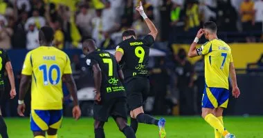 عوار الجبار يحسم كلاسيكو النصر ضد الاتحاد بريمونتادا قاتلة 3-2.. فيديو