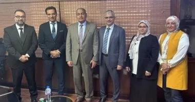 خدمة عملاء كهرباء التجمع تحصل على تجديد شهادة الأيزو