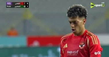 إمام عاشور يضيف الهدف الرابع للأهلى فى شباك المصرى (4-1)