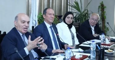 "رجال الأعمال" تبحث فرص الإستثمار في إستراتيجية الدولة لتحقيق أمن الطاقة في مصر