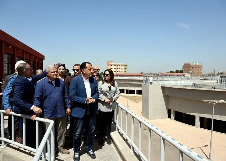 رئيس الوزراء يتفقد محطة مياه طنطا الجديدة ويوجه بربط قرى إضافية بدلًا من إنشاء محطات جديدة