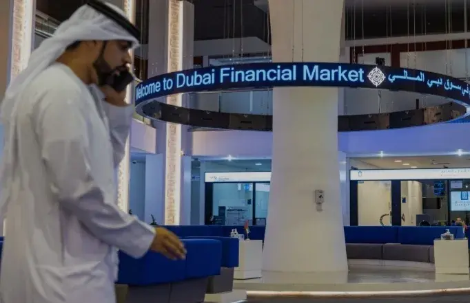 أسواق دبي وأبوظبي تستقر بعد جلستي خسائر على التوالي