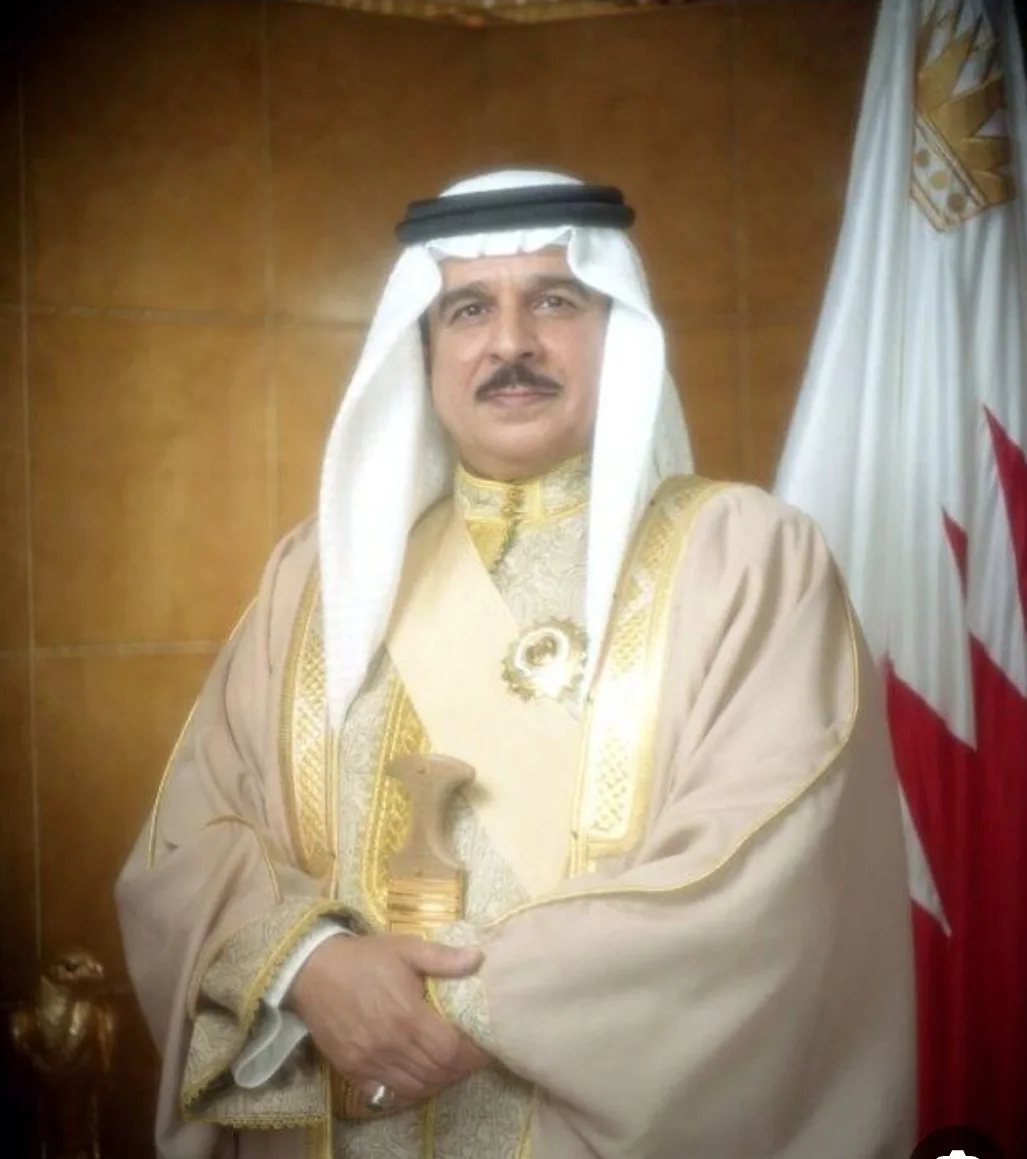 "الإعلام البحريني في العصر الرقمي: إصلاحات قانونية تفتح آفاقًا جديدة"