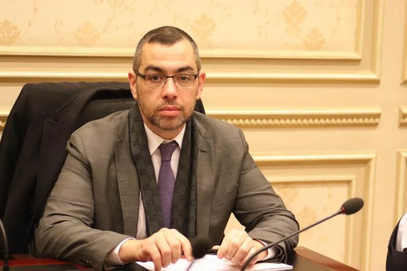 خبير اقتصادي: تحسن الميزان التجاري يدل على انتعاش الصادرات لكنه لا يضمن إصلاحًا اقتصاديًا دائمًا