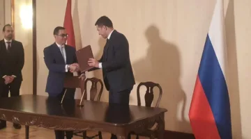 مصر وروسيا توقّعان اتفاقية الدورة الخامسة عشر للجنة المشتركة لتعزيز التعاون الاقتصادي والعلمي.