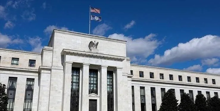 الفيدرالي الأمريكي يعتزم خفض عدد موظفيه بنسبة 10% خلال السنتين القادمتين. الفيدرالي الأمريكي يعتزم خفض عدد موظفيه بنسبة 10% خلال السنتين القادمتين.