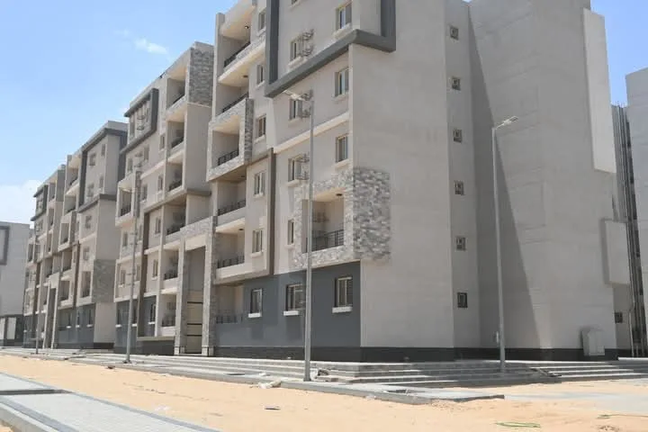 وزير الإسكان: إنجاز 3972 وحدة سكنية وتحسين المناطق الصناعية في مدينة العاشر من رمضان وزير الإسكان: إنجاز 3972 وحدة سكنية وتحسين المناطق الصناعية في مدينة العاشر من رمضان