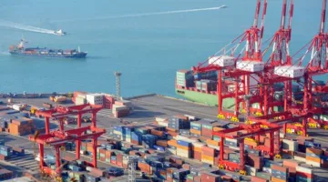 الصين ترد: فرض رسوم بنسبة 74.9% على واردات البلاستيك من أمريكا وأوروبا