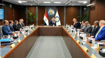 وزير البترول: استراتيجية شاملة للتكنولوجيا الرقمية وتحسين كفاءة الطاقة في مواقع العمل النفطية