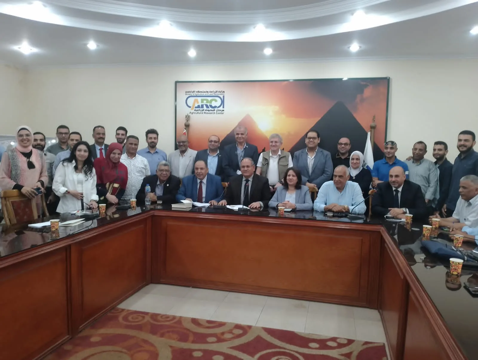 مركز الأبحاث الزراعية يبرم عقدًا لتنظيم مؤتمر الابتكار وريادة الأعمال تحت رعاية وزير الزراعة مركز الأبحاث الزراعية يبرم عقدًا لتنظيم مؤتمر الابتكار وريادة الأعمال تحت رعاية وزير الزراعة