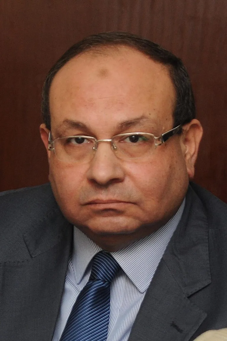 عضو في “شعبة السيارات”: نجاح توطين السيارات الكهربائية يحتاج إلى تجاوز العقبات الفنية والبيروقراطية. عضو في “شعبة السيارات”: نجاح توطين السيارات الكهربائية يحتاج إلى تجاوز العقبات الفنية والبيروقراطية.