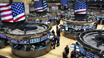 تراجع شامل لمؤشرات الأسهم الأمريكية.. “داو جونز” يخسر 816 نقطة