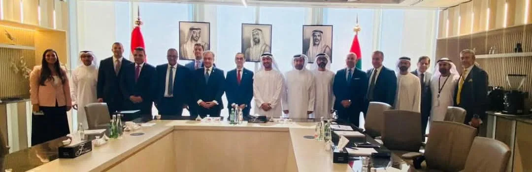 وزير الاستثمار يناقش مع رئيس مجموعة أبوظبي للطيران فرص التعاون المستقبلي في مصر وزير الاستثمار يناقش مع رئيس مجموعة أبوظبي للطيران فرص التعاون المستقبلي في مصر