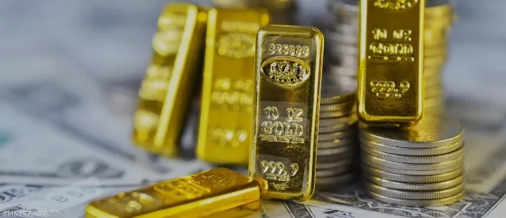 أسعار الذهب تتراجع بعد تمديد المحادثات التجارية بين الولايات المتحدة والاتحاد الأوروبي أسعار الذهب تتراجع بعد تمديد المحادثات التجارية بين الولايات المتحدة والاتحاد الأوروبي
