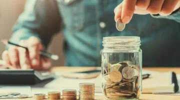 تراجع العائد وافتقار الخيارات يخلق فراغًا استثماريًا يهدد الاستقرار المالي