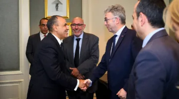 وزير الخارجية يجتمع مع أعضاء لجنة العلاقات مع دول المشرق في البرلمان الأوروبي