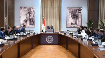 رئيس الوزراء: التزام كامل بخفض الدين العام واستمرار الاتجاه النزولي يعد أولوية للحكومة
