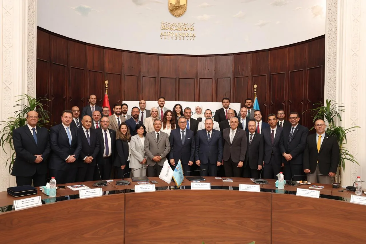 البنك الأهلي المصري يبرم اتفاقية شراكة مع جامعة الإسكندرية لتعزيز التحول الرقمي البنك الأهلي المصري يبرم اتفاقية شراكة مع جامعة الإسكندرية لتعزيز التحول الرقمي