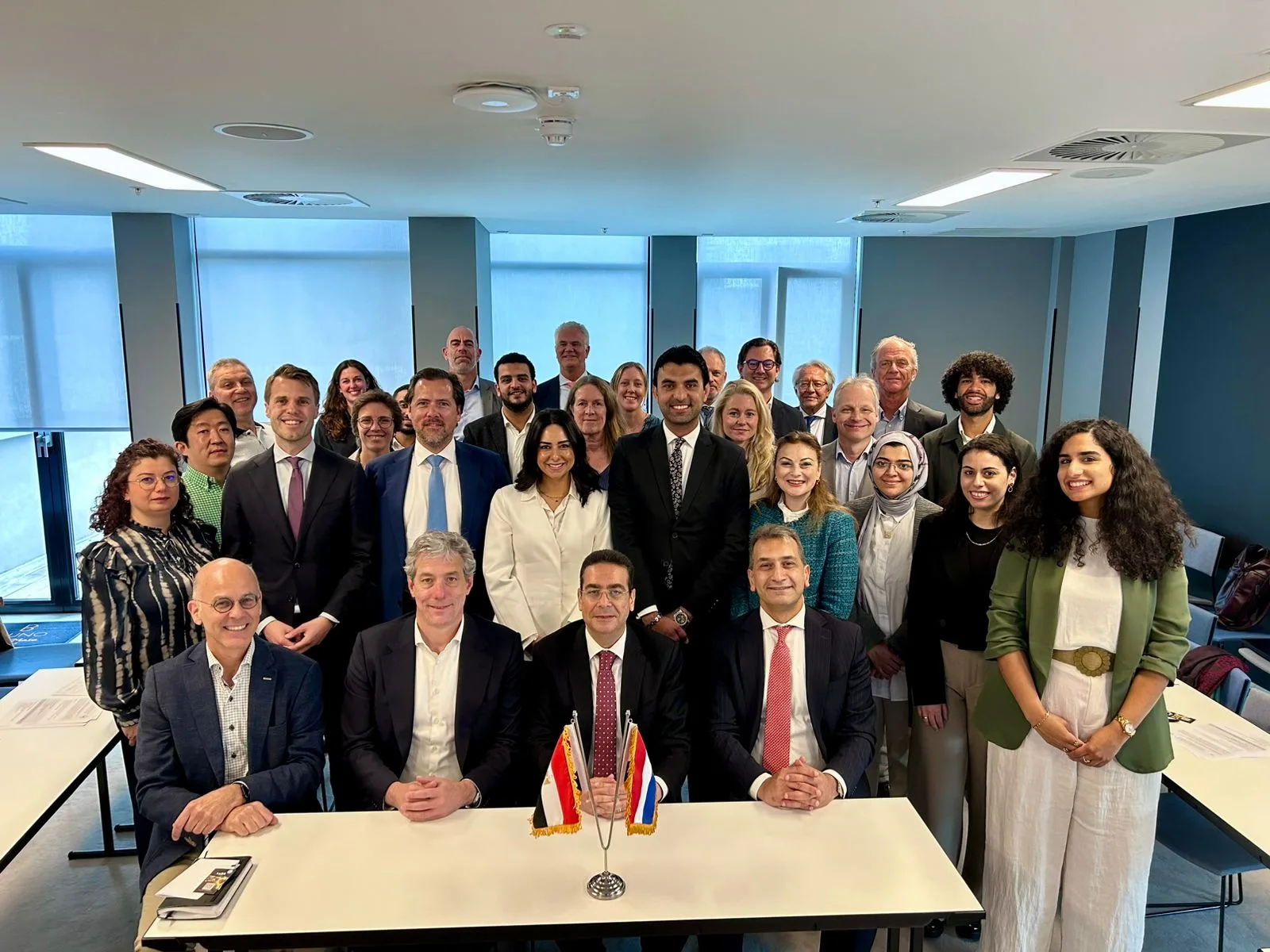 الهيئة العامة للاستثمار تستعرض آفاق الاستثمارات الهولندية في مجال إعادة تدوير النفايات الهيئة العامة للاستثمار تستعرض آفاق الاستثمارات الهولندية في مجال إعادة تدوير النفايات