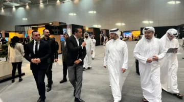 وزير البلدية القطري يتفقد معرض عقارات النيل ويثني على التنظيم وجودة المشاريع